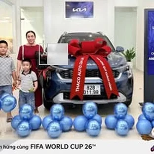 Kia Kon Tum - Khách hàng tham khảo xe thực tế tại Đăk Tô.