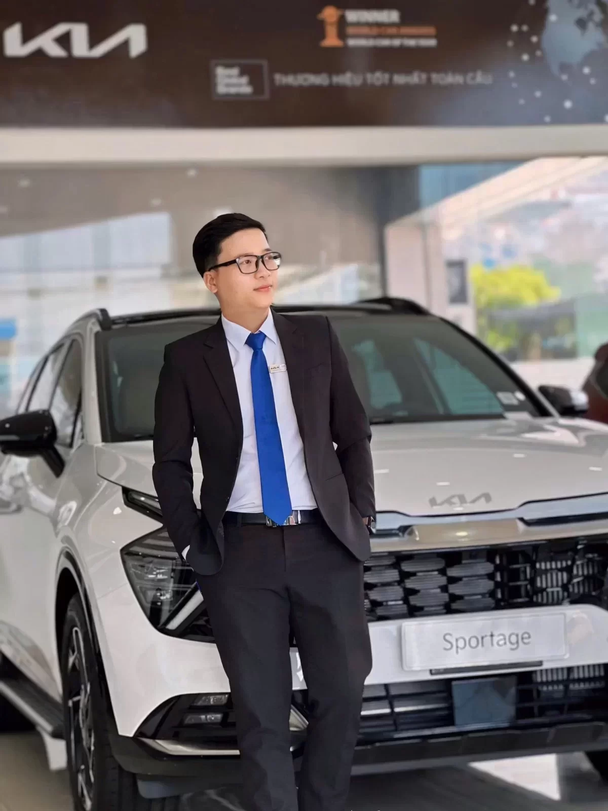 Tư vấn viên Kia Kon Tum